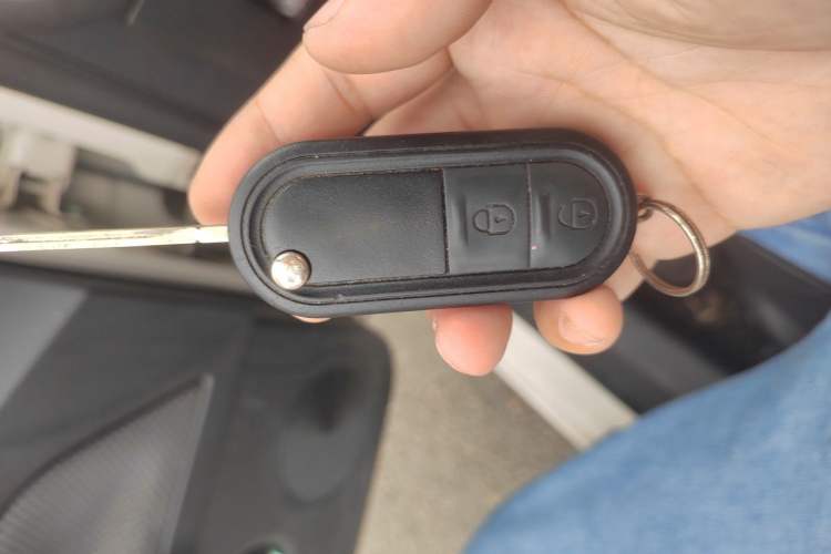 Used MG 3 2014 1.3L AMT Comfort Edition Vehicle Key