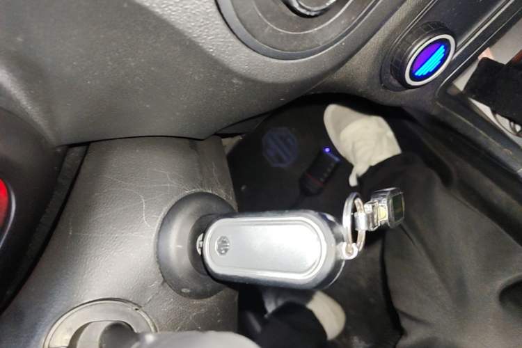 Used MG 3 2014 1.5L AMT Elite Edition Vehicle Key