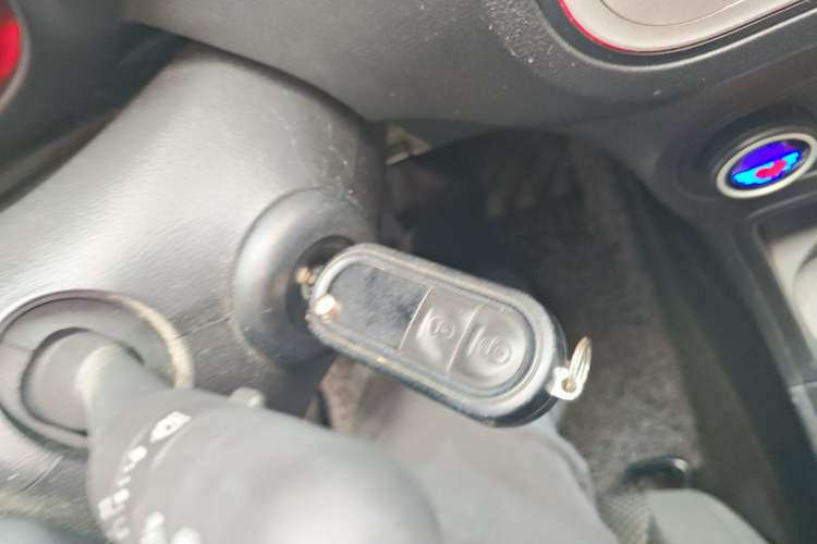 Used MG 3 2014 1.5L AMT Elite Edition Vehicle Key