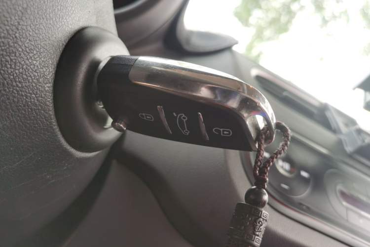 Used MG 3 2014 1.3L Manual Comfort Edition Vehicle Key