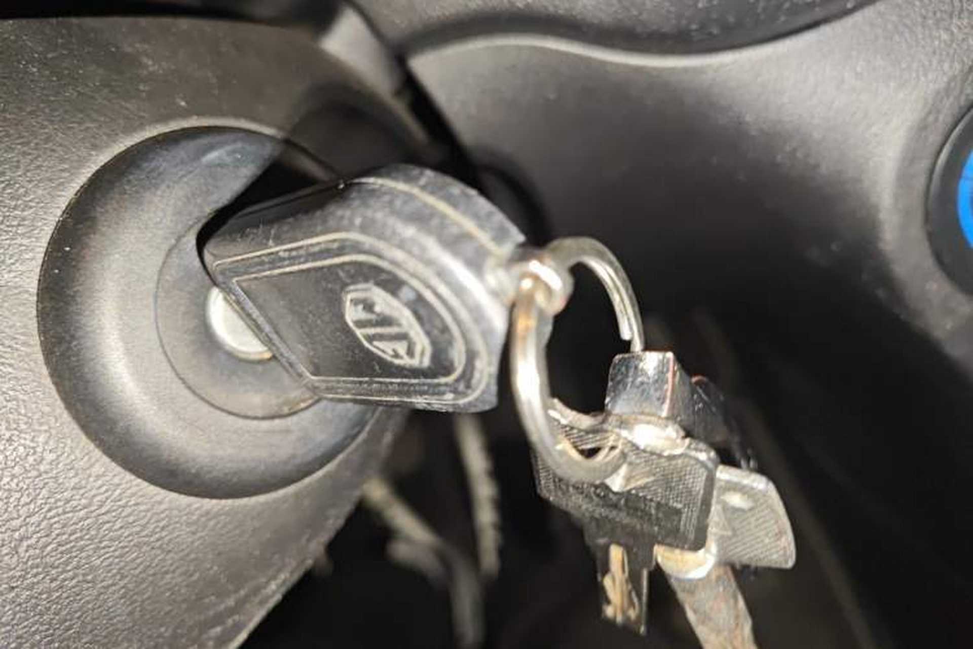 Used MG 3 2014 1.3L Manual Comfort Edition Vehicle Key