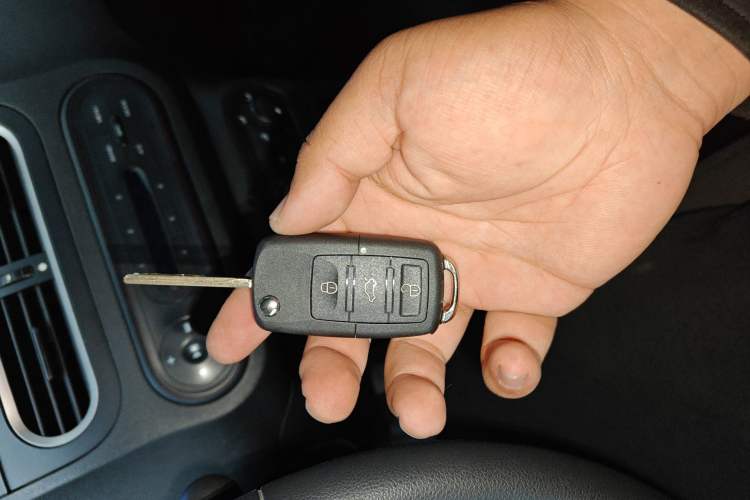 Used MG 3 2014 1.3L Manual Comfort Edition Vehicle Key