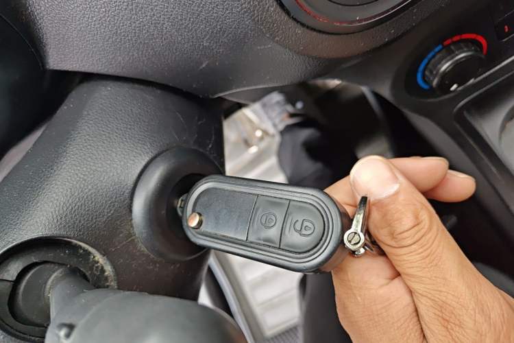 Used MG 3 2014 1.3L Manual Comfort Edition Vehicle Key