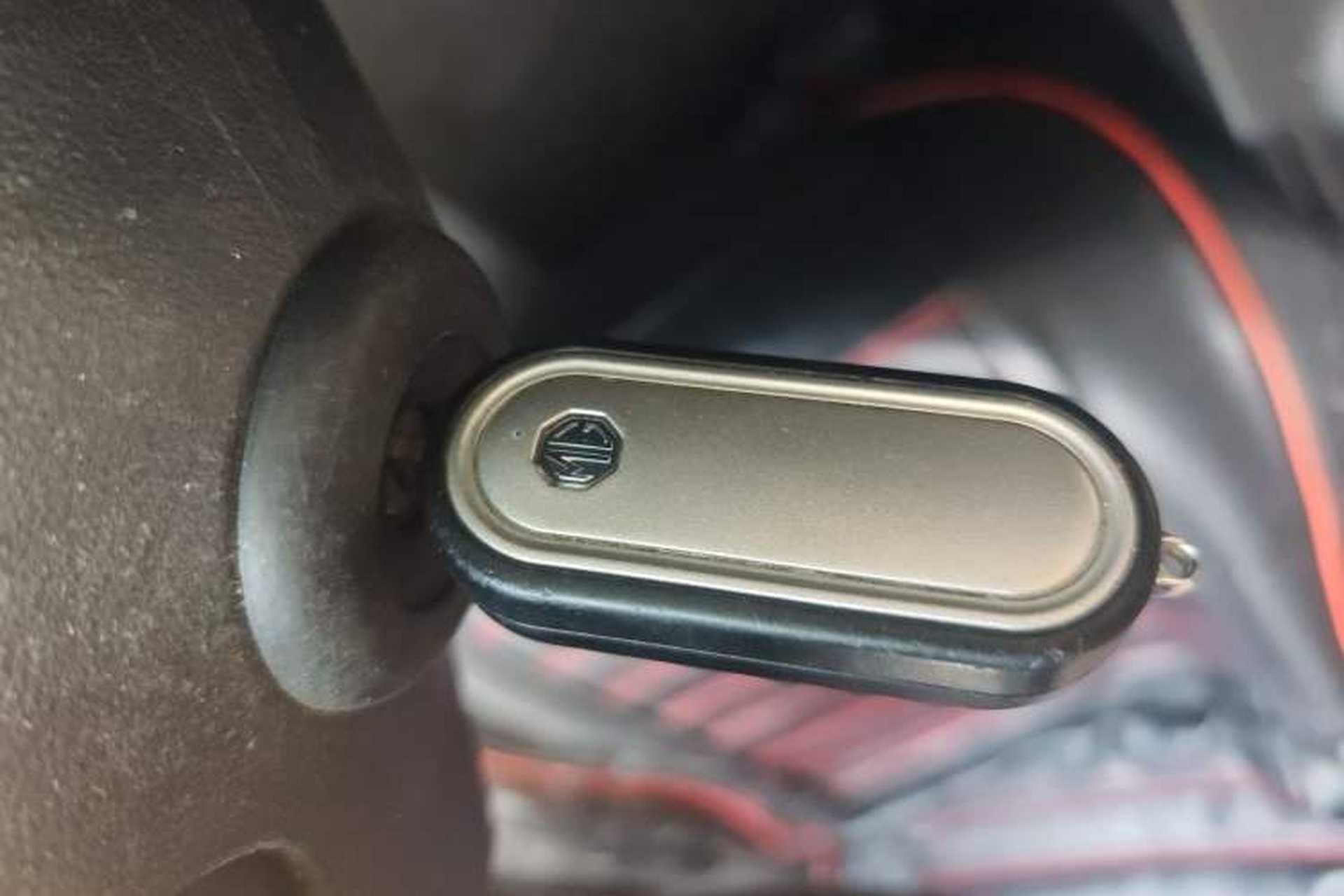 Used MG 3 2014 1.5L AMT Elite Edition Vehicle Key