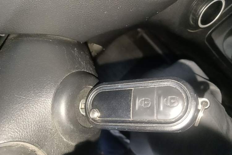 Used MG 3 2014 1.5L AMT Elite Edition Vehicle Key