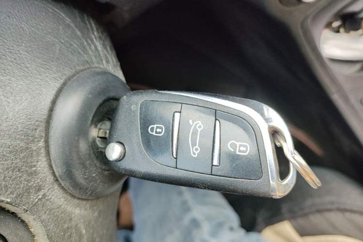 Used MG 3 2014 1.5L AMT Elite Edition Vehicle Key