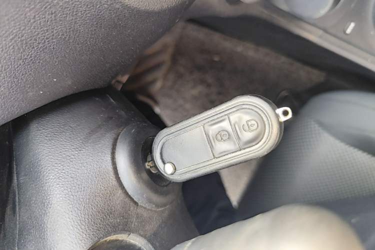 Used MG 3 2014 1.5L AMT Elite Edition Vehicle Key