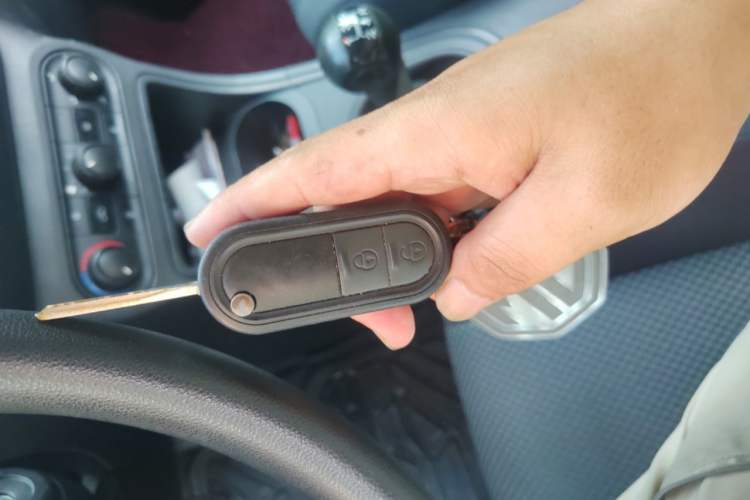 Used MG 3 2014 1.3L Manual Comfort Edition Vehicle Key