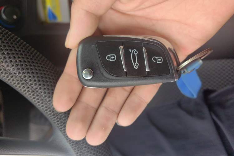 Used MG 3 2014 1.3L AMT Comfort Edition Vehicle Key