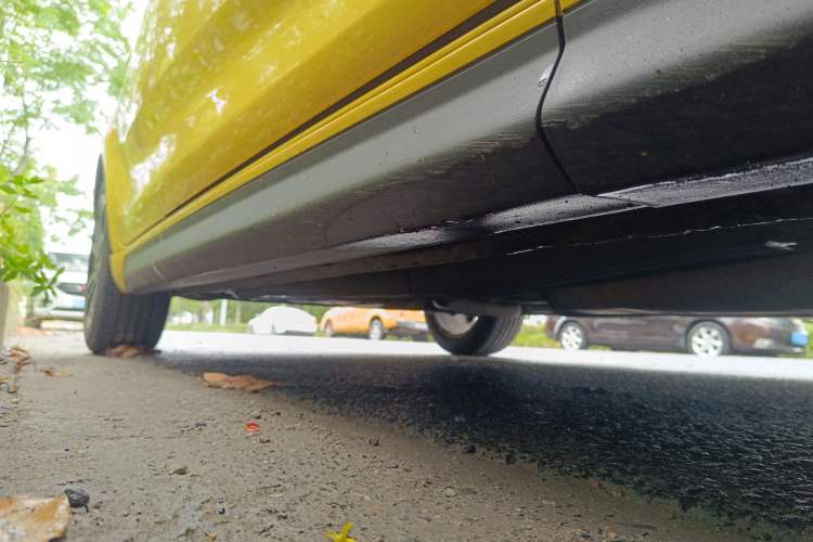 Used MG 3 2014 1.5L Manual Elite Edition Chassis Front Right