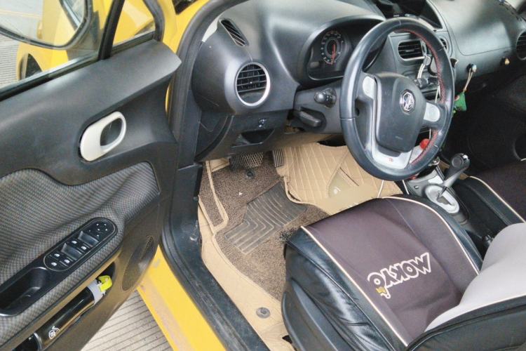 Used MG 3 2014 1.3L AMT Comfort Edition Driver Seat