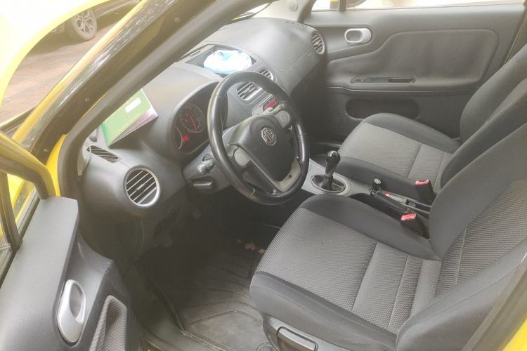 Used MG 3 2014 1.5L Manual Elite Edition Driver Seat