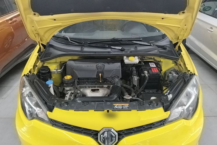 Used MG 3 2014 1.5L AMT Elite Edition Engine Bay