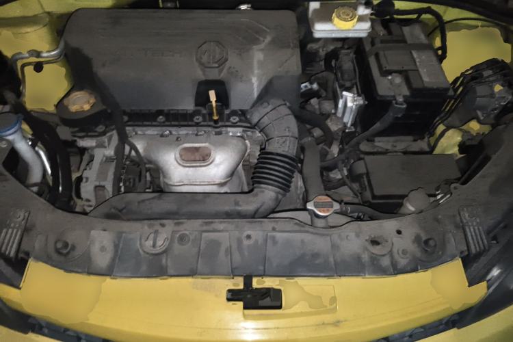 Used MG 3 2014 1.5L AMT Elite Edition Engine Bay