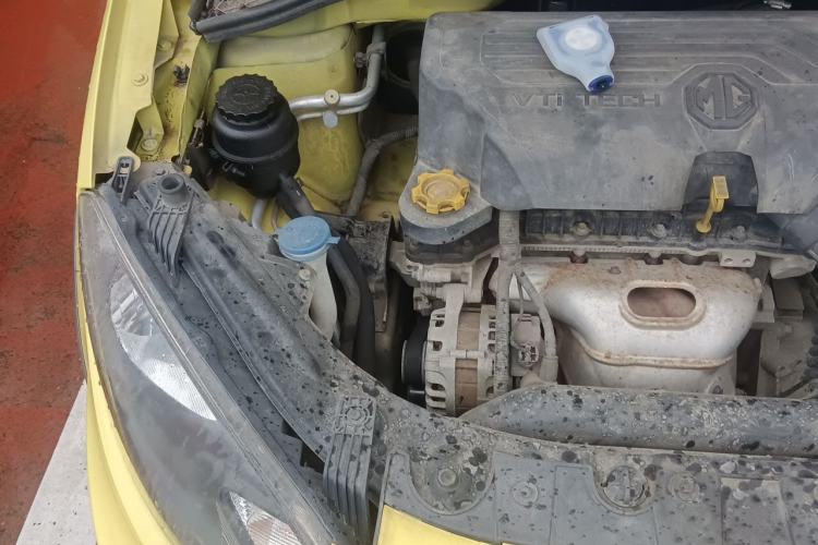 Used MG 3 2014 1.5L AMT Elite Edition Engine Bay Right