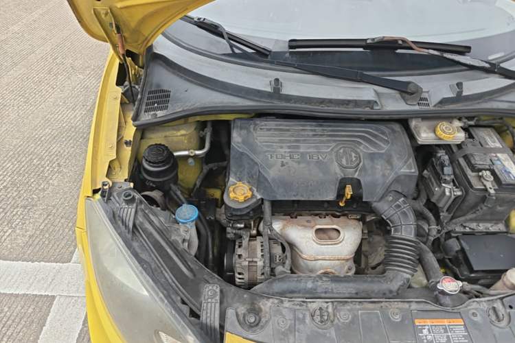 Used MG 3 2014 1.3L AMT Comfort Edition Engine Bay Right
