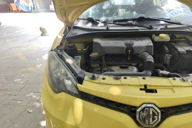 Used MG 3 2014 1.5L Manual Elite Edition Engine Bay Right