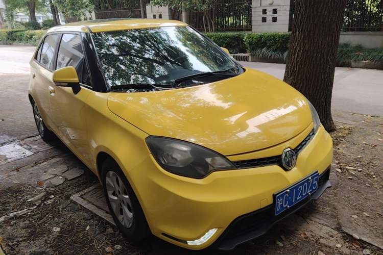 Used MG 3 2014 1.5L AMT Elite Edition Front Right 45 Deg