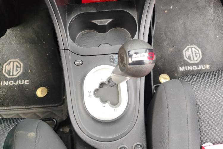 Used MG 3 2014 1.5L AMT Elite Edition Gear Lever