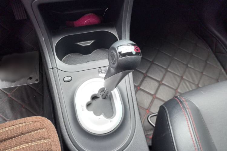 Used MG 3 2014 1.5L AMT Luxury Edition Gear Lever