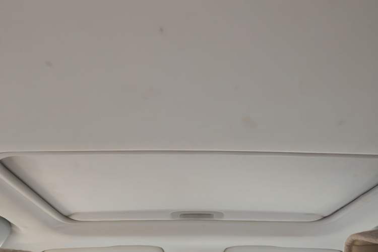 Used MG 3 2014 1.5L AMT Elite Edition Headliner
