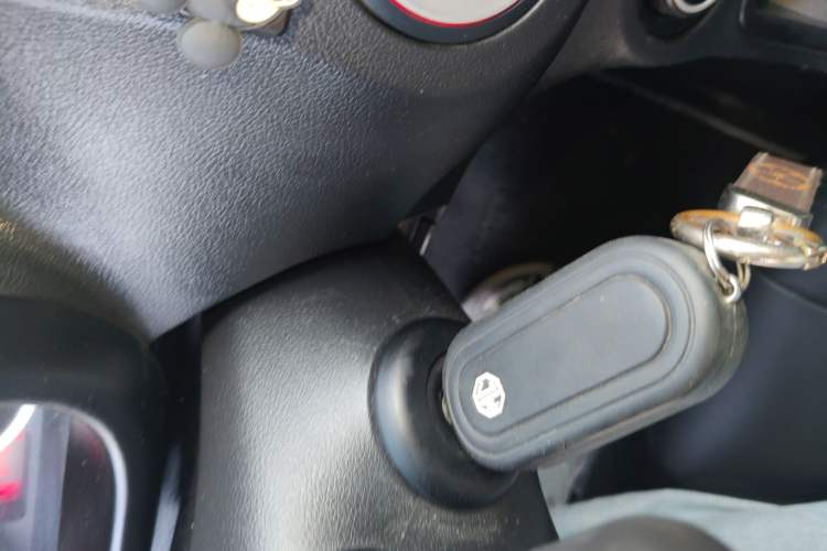 Used MG 3 2014 1.5L AMT Elite Edition Interior 1