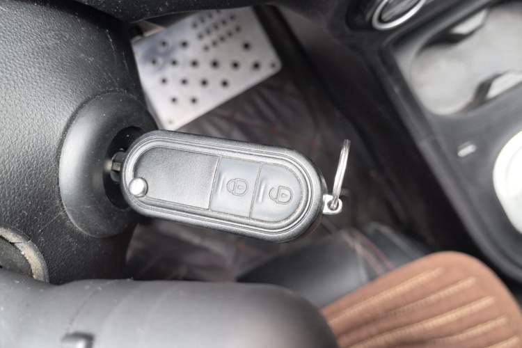Used MG 3 2014 1.5L AMT Luxury Edition Interior 1