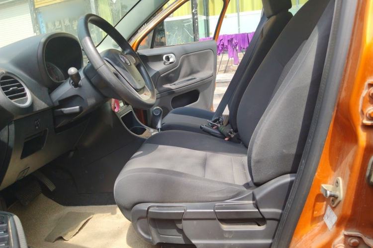 Used MG 3 2014 1.5L AMT Elite Edition Left Front Seat