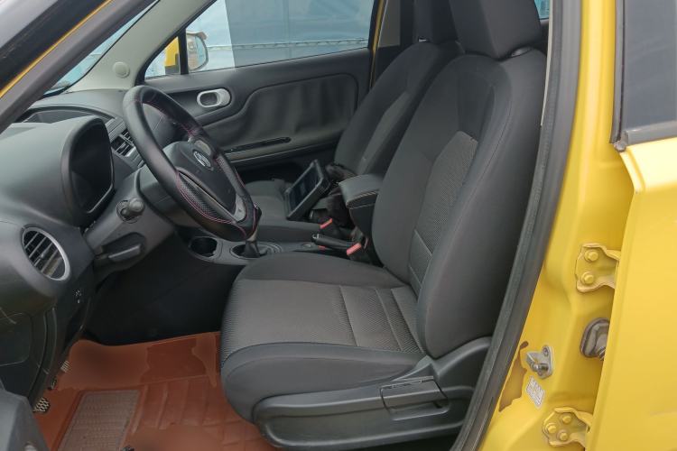 Used MG 3 2014 1.3L Manual Comfort Edition Left Front Seat
