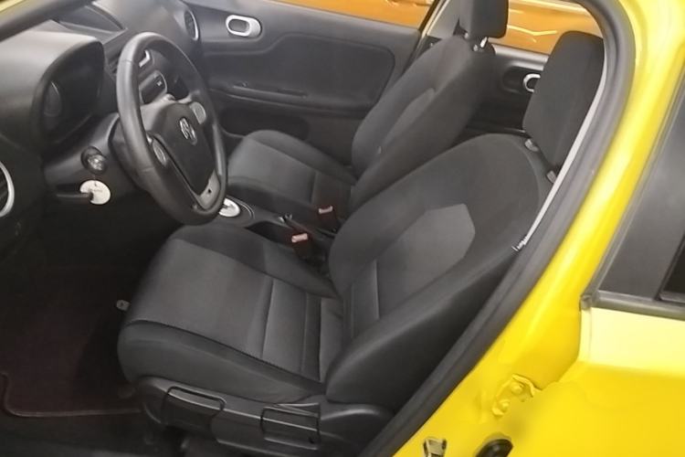 Used MG 3 2014 1.5L AMT Elite Edition Left Front Seat