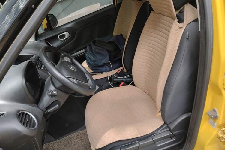 Used MG 3 2014 1.5L AMT Elite Edition Left Front Seat