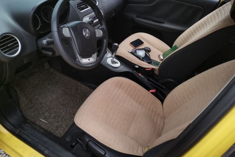 Used MG 3 2014 1.5L AMT Elite Edition Left Front Seat