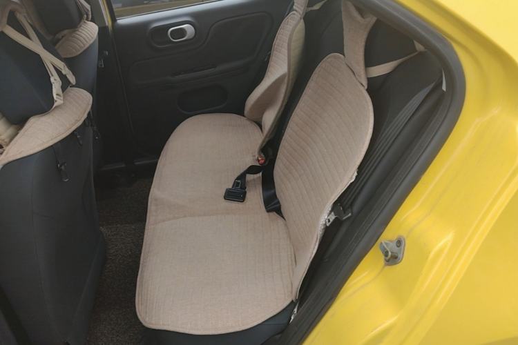 Used MG 3 2014 1.5L AMT Elite Edition Left Rear Seat