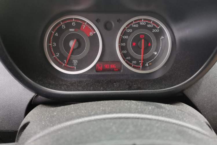Used MG 3 2014 1.5L AMT Elite Edition Odometer Close Up