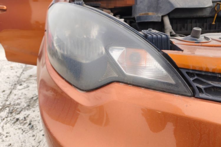 Used MG 3 2014 1.5L AMT Elite Edition Right Front Headlight