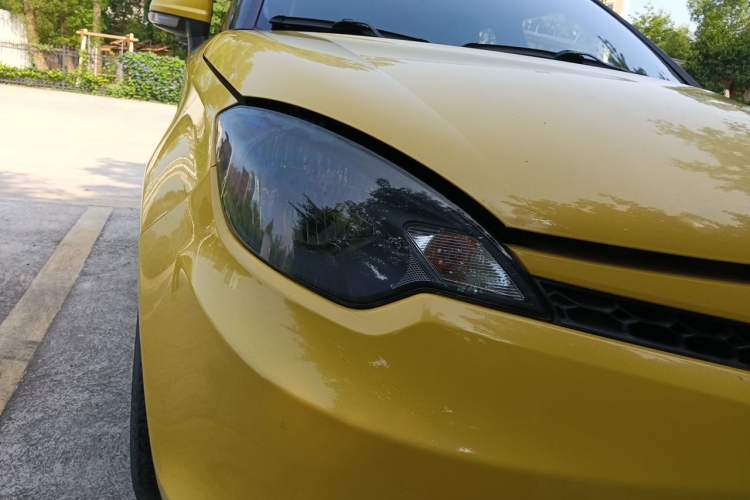 Used MG 3 2014 1.5L Manual Elite Edition Right Front Headlight
