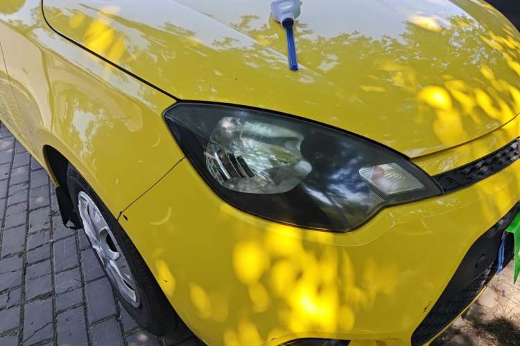 Used MG 3 2014 1.3L Manual Comfort Edition Right Front Headlight