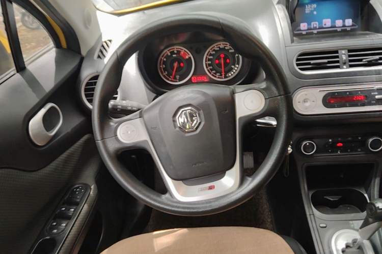 Used MG 3 2014 1.5L AMT Elite Edition Steering Wheel
