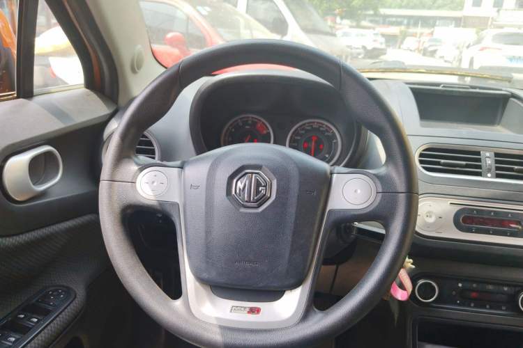 Used MG 3 2014 1.5L AMT Elite Edition Steering Wheel