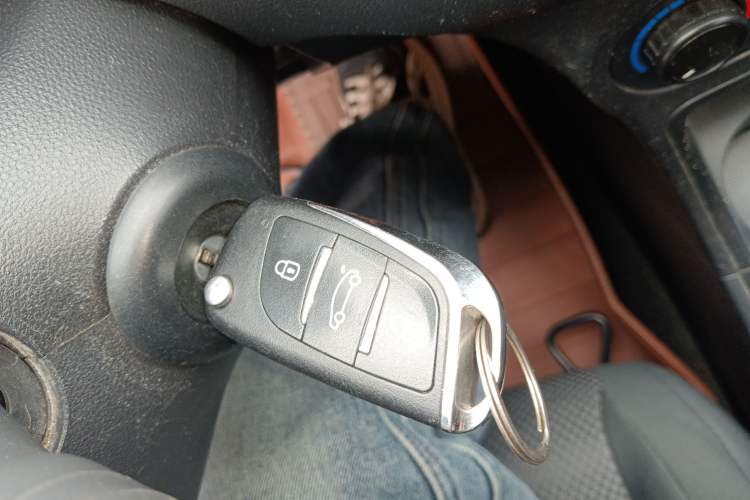 Used MG 3 2014 1.3L Manual Comfort Edition Vehicle Key