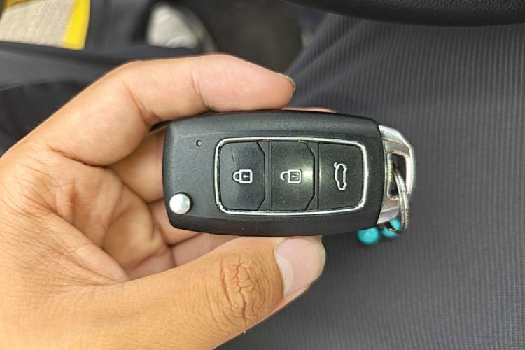 Used MG 3 2014 1.3L AMT Comfort Edition Vehicle Key