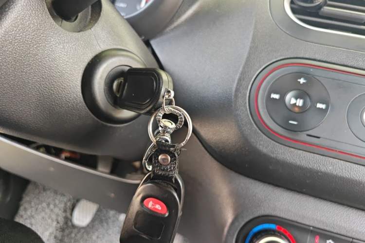 Used MG 3 2014 1.3L Manual Comfort Edition Vehicle Key