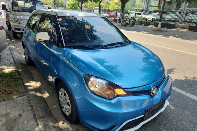 Used MG 3 2016 1.3L AMT Comfort Edition Front Right 45 Deg
