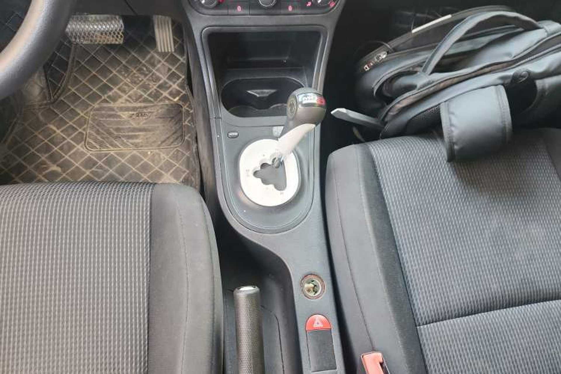 Used MG 3 2016 1.3L AMT Comfort Edition Gear Lever