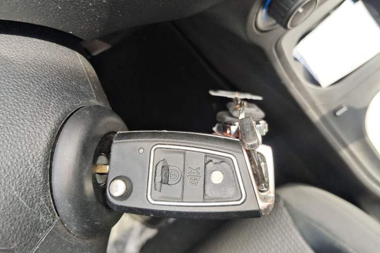 Used MG 3 2016 1.3L AMT Comfort Edition Interior 1