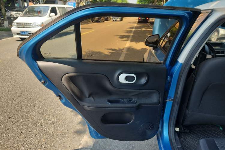Used MG 3 2016 1.3L AMT Comfort Edition Left Rear Door Interior