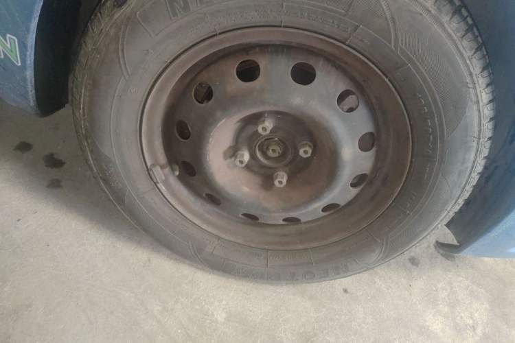 Used MG 3 2016 1.3L AMT Comfort Edition Right Front Wheel Hub