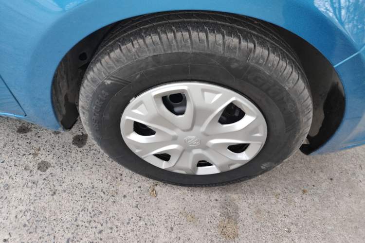 Used MG 3 2016 1.3L Manual Comfort Edition Right Front Wheel Hub