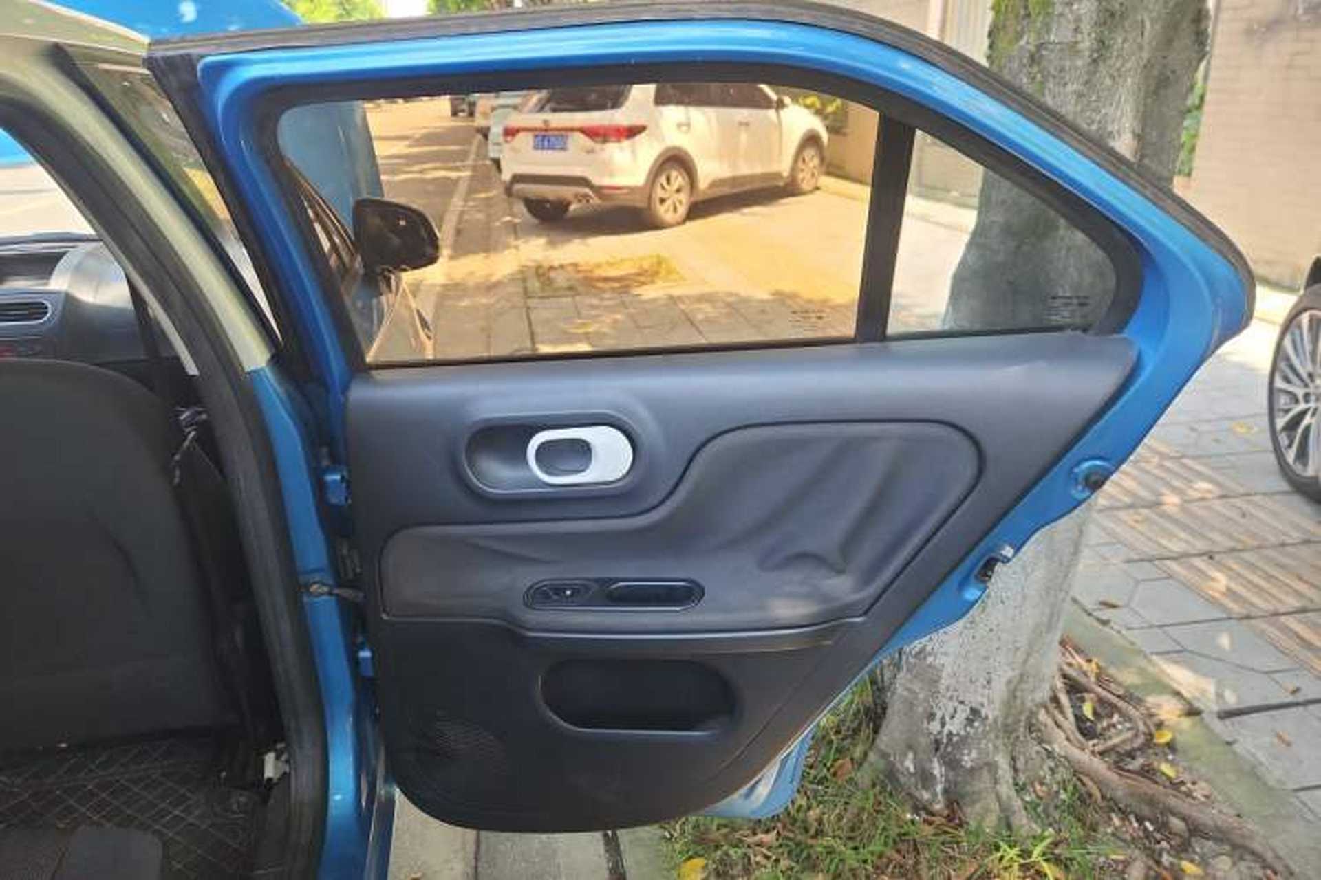 Used MG 3 2016 1.3L AMT Comfort Edition Right Rear Door Interior