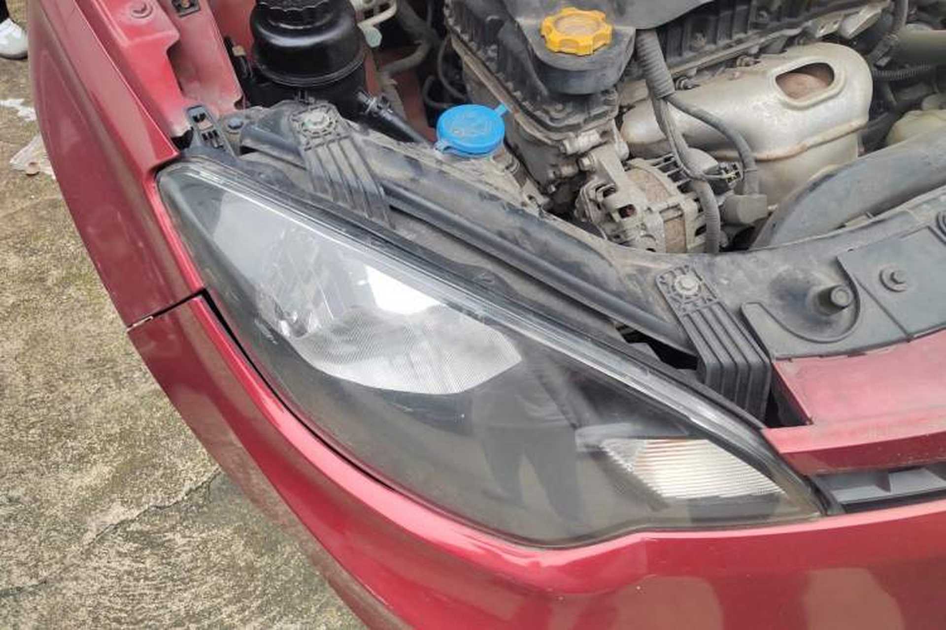 Used MG 3 2016 1.3L AMT Comfort Edition Right Front Headlight
